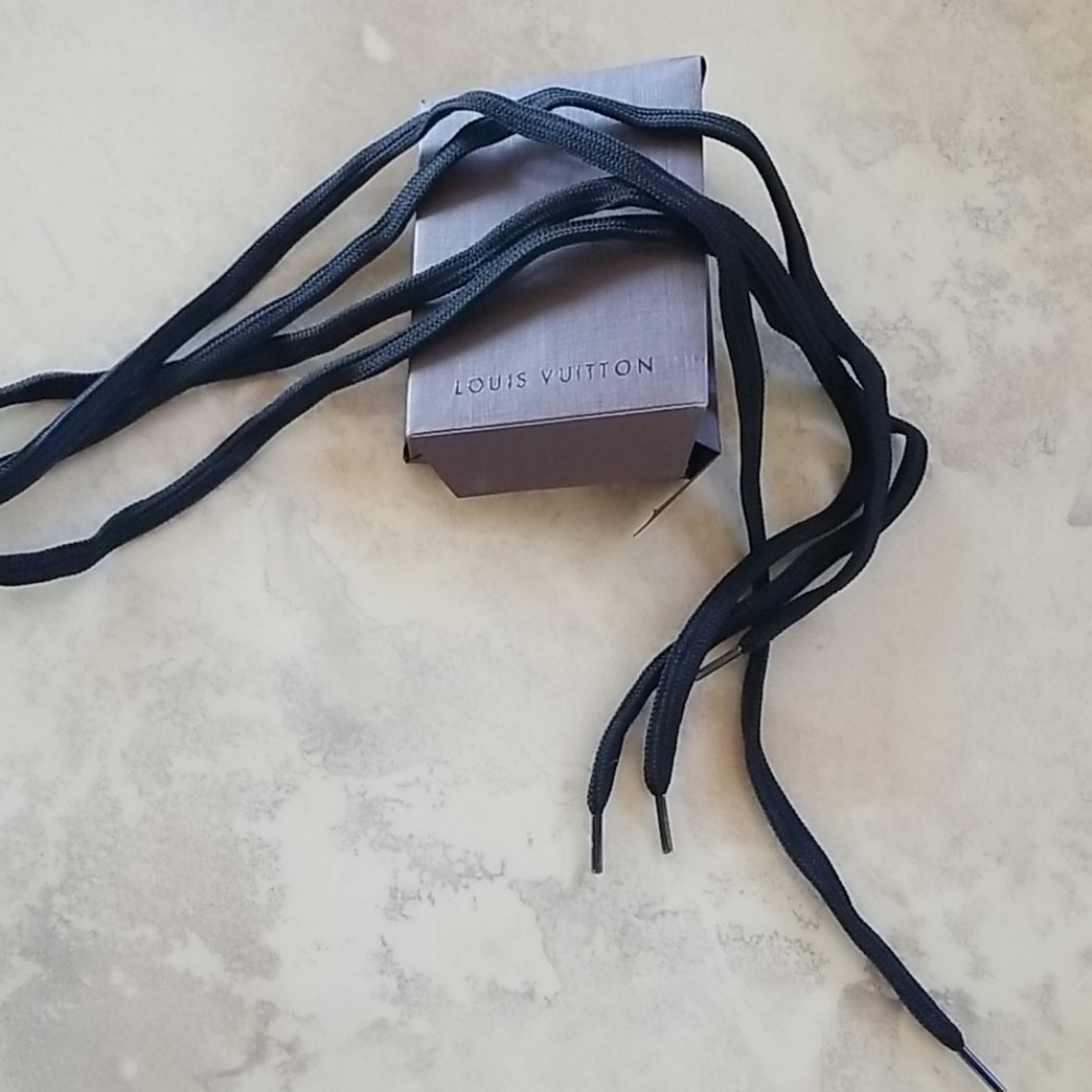 Authentic Louis Vuitton Shoelaces Nwot